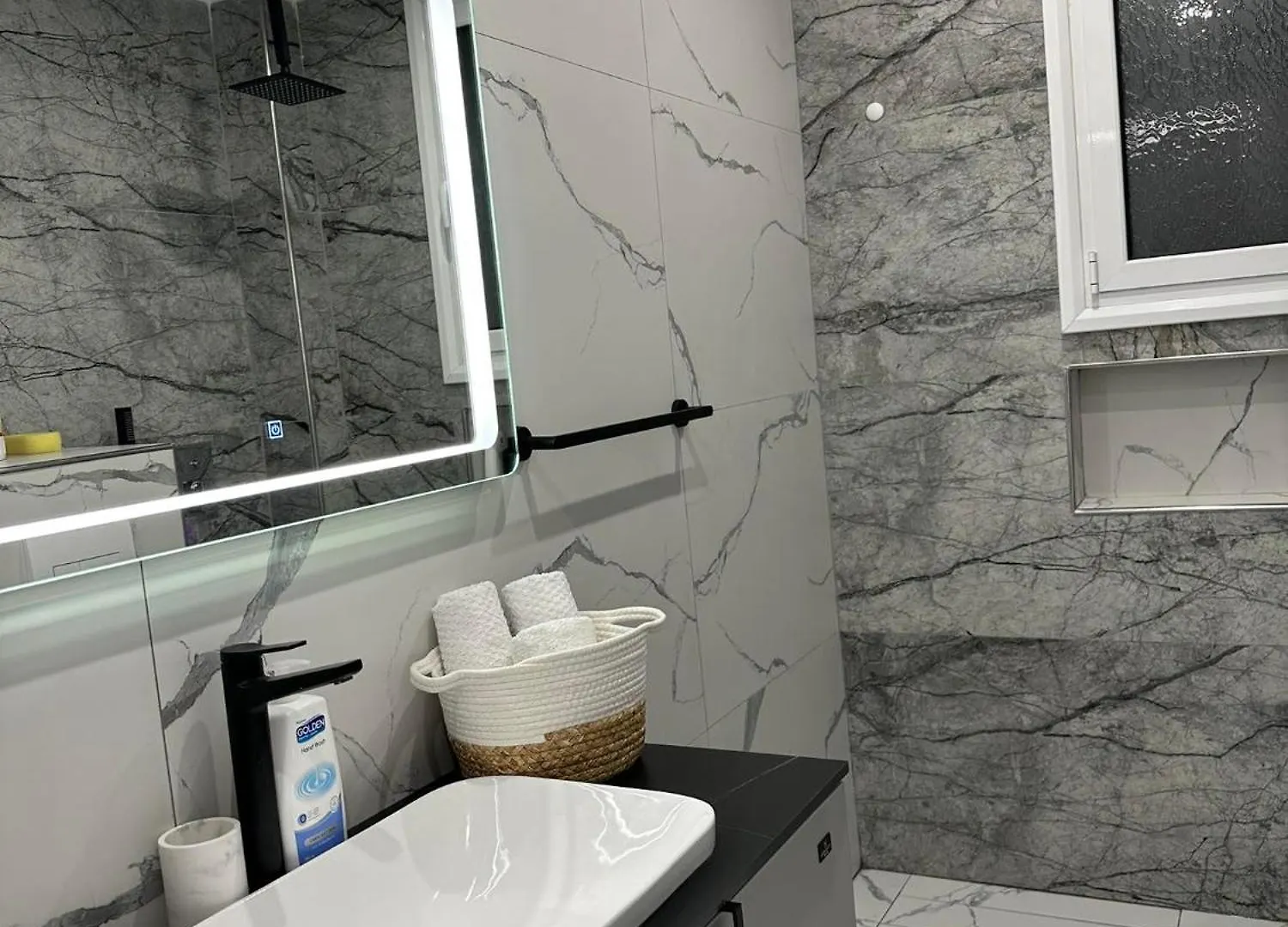 Sea View Apartment Luxury Vlorë